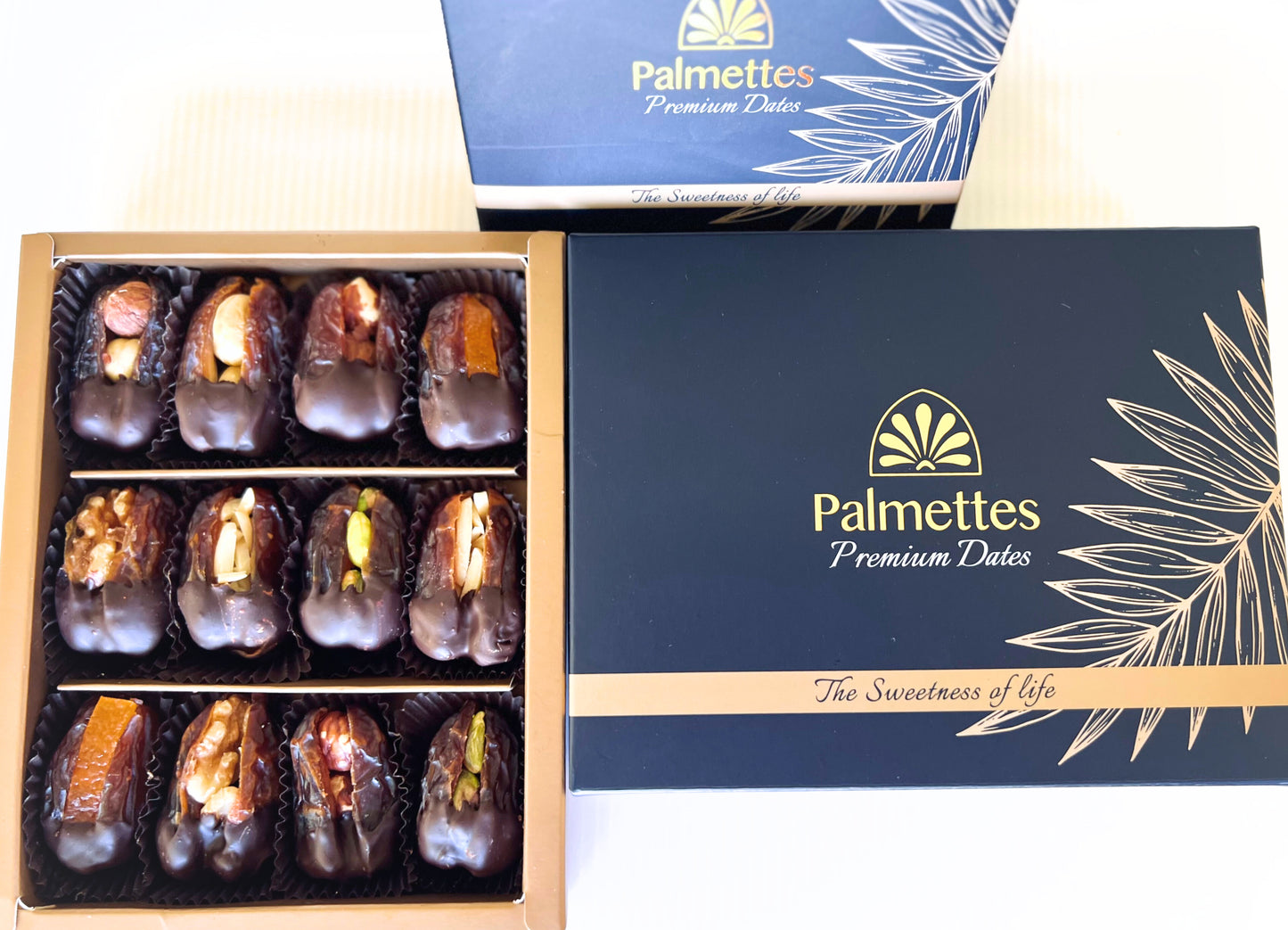 Chocolate Dipped Premium Stuffed Medjool Dates (12 pieces)